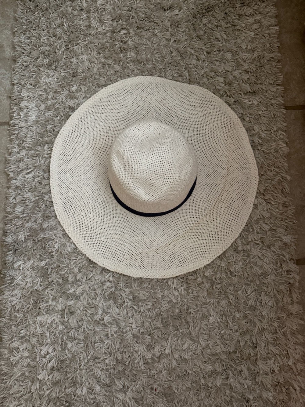 Classic Wide-Brim Straw Sun floppy Hat with Navy Band